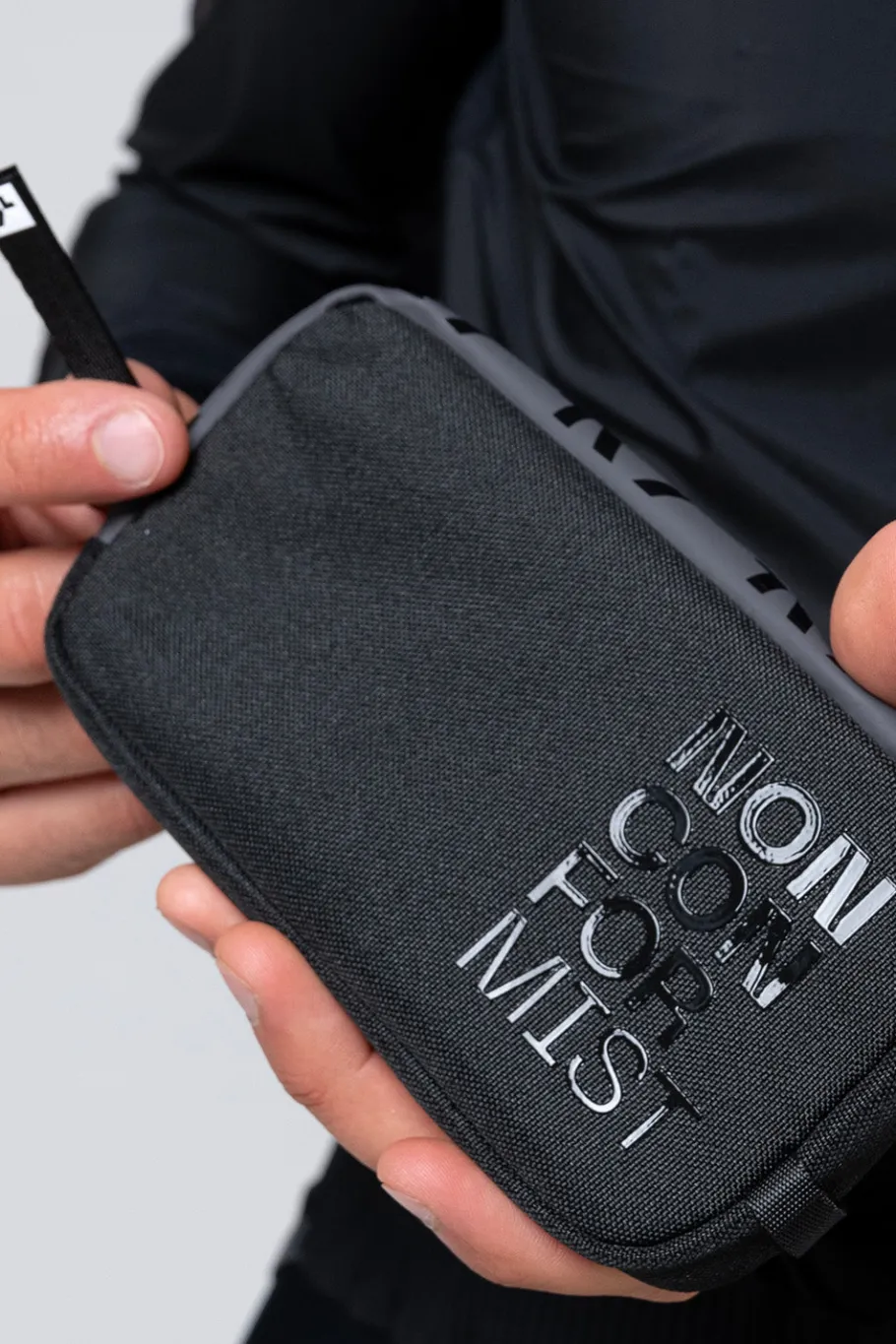 Accessoires | Accessoires<GOBIK ETUI POUR TÉLÉPHONE ESSENTIAL 2.0 TRUE BLACK TrueBlack