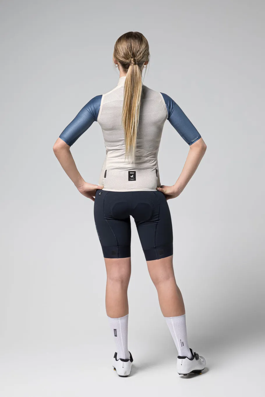 Gravel | Route<GOBIK GILET PLUS 2.0 FEMME Tofu