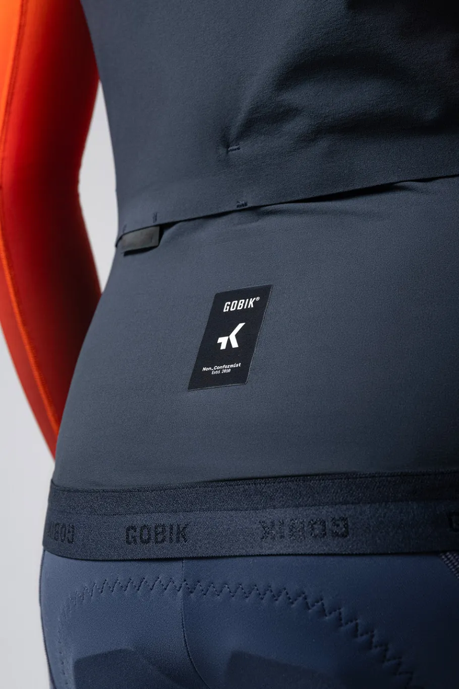 Route | Gilets<GOBIK GILET VECTOR 2.0 FEMME Ultrablue