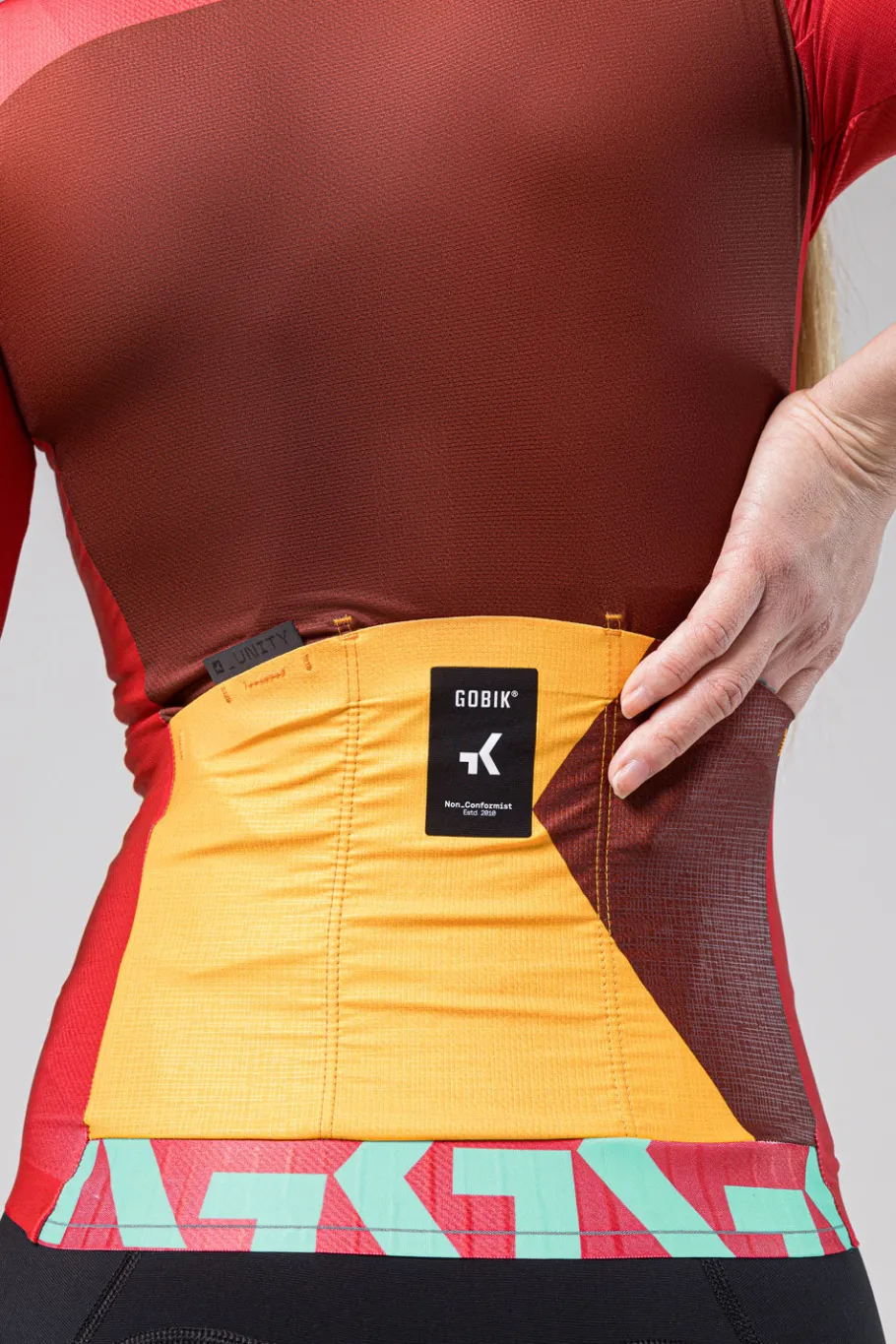 Gravel | Route<GOBIK MAILLOT MANCHES COURTES ATTITUDE 2.0 FEMME Barberry