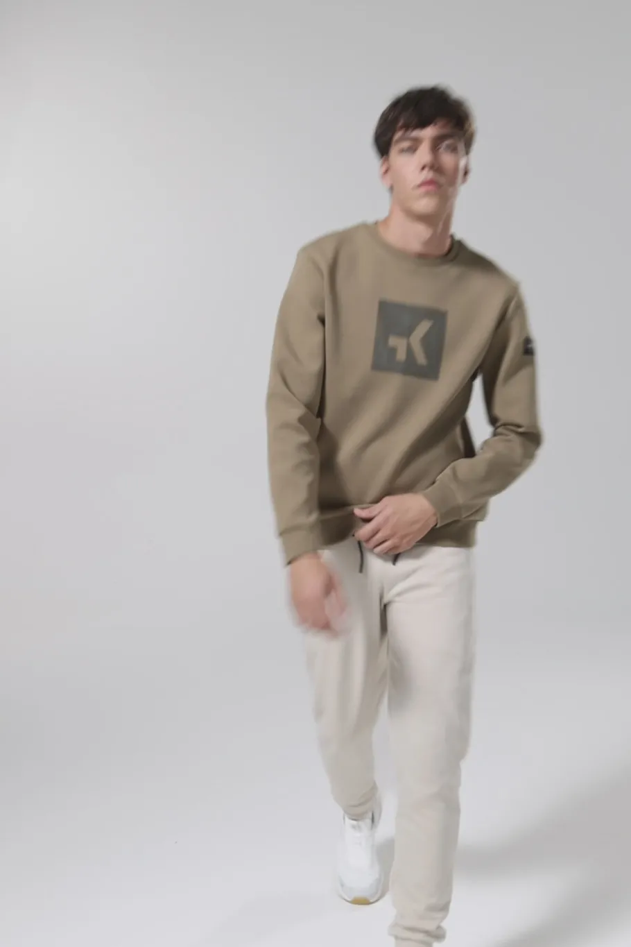 Lifestyle | Lifestyle<GOBIK SWEATSHIRT HOVER UNISEX Herb