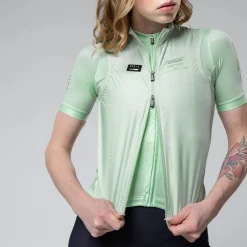 Gilets<GOBIK VEST PLUS 2.0 FEMME SEAMINT