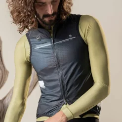 Gilets<GOBIK VEST PLUS 2.0 HOMME Royal Black